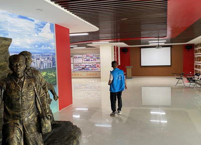 以技术献礼 以服务铸魂——海口华正中天科技公司工程部打造一流党建活动中心纪实